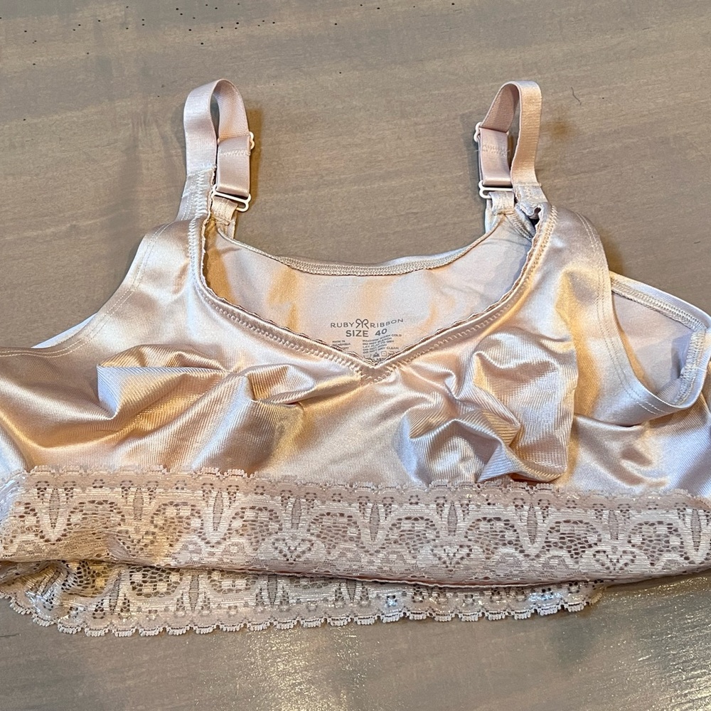 Ruby Ribbon Original Demi 40 pale cream